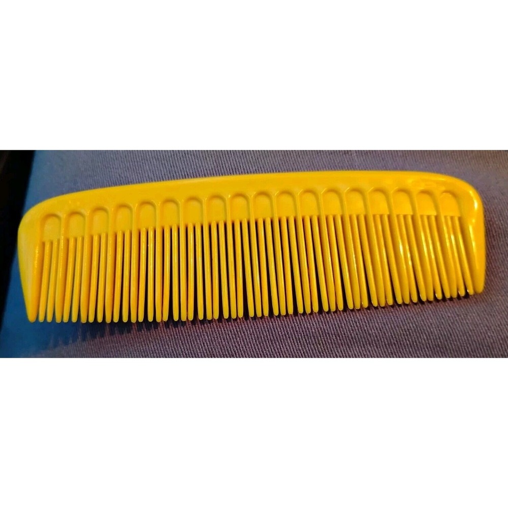 Retro Tupperware Comb Bright Yellow Pocket Size Hair Styling Tool Plastic NEW